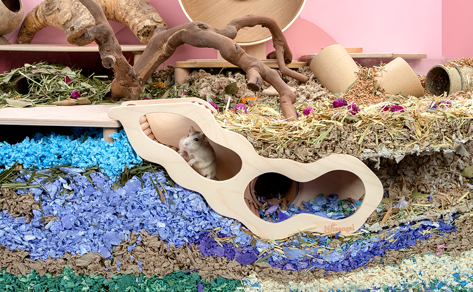 Niteangel wooden hamster house with built-in climbing ladder roof